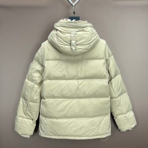 burberry Detachable sleeve hooded down jacket