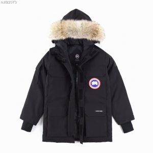 The North Face Classic 1990 on-body look #Expedition #Classic 08 Parka #Unisex, various colors, please consult customer service